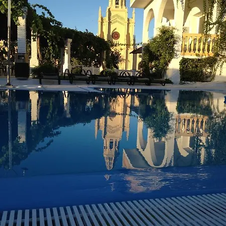 Hotel Al Sur De 3*